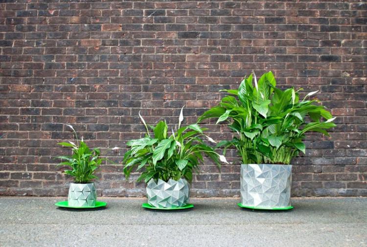 Shape-Shifting Origami Plant Pot Grows With Plant