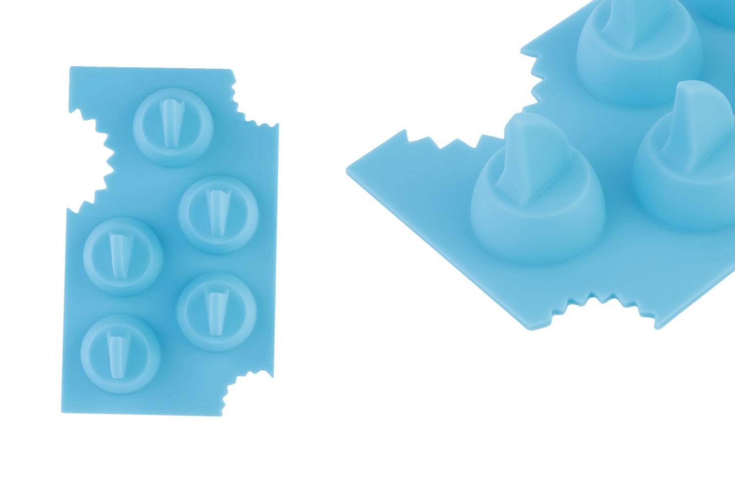 Shark Fin Ice Cube Tray - Shark fin shaped ice cubes