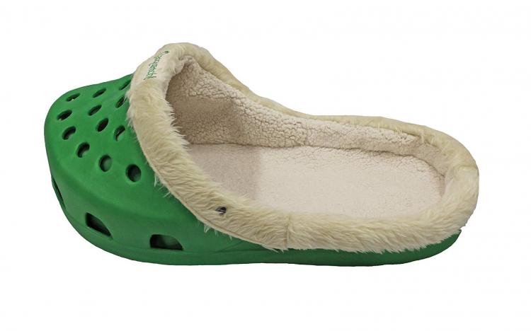 Shoe Shaped Dog Bed - Croc shaped dog/cat bed - Sasquatch Pet Beds