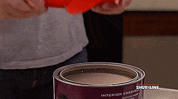Shur-Line Easy-Pour Paint Can Lid - Silicone paint can lid prevents messes while pouring