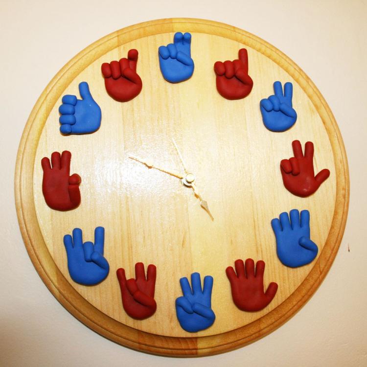 SIgn Language ASL Wall Clock