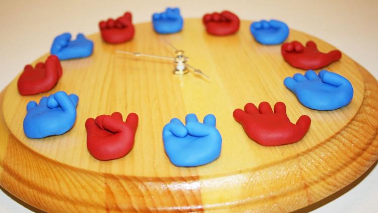 SIgn Language ASL Wall Clock
