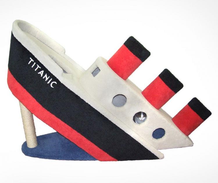 Titanic Cat Playground