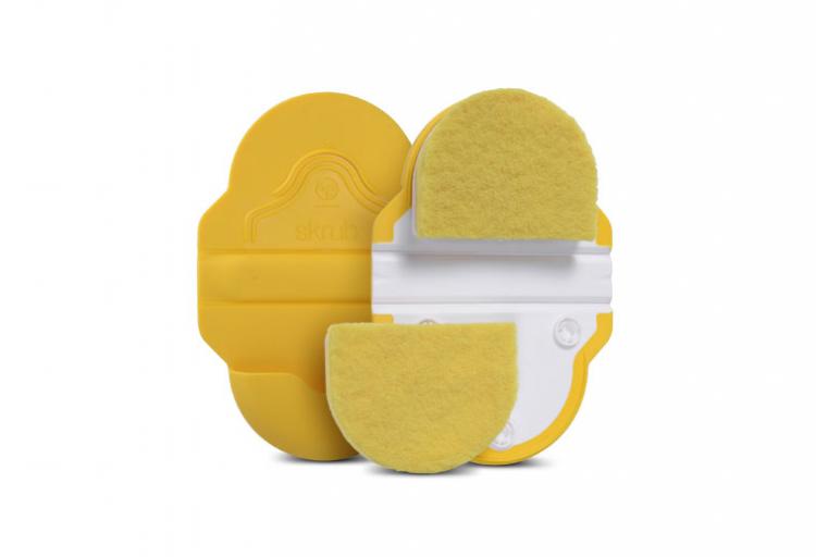 Skrub Knife Cleaner - Cut-resistant knife cleaner - Quickly and safely clean knives