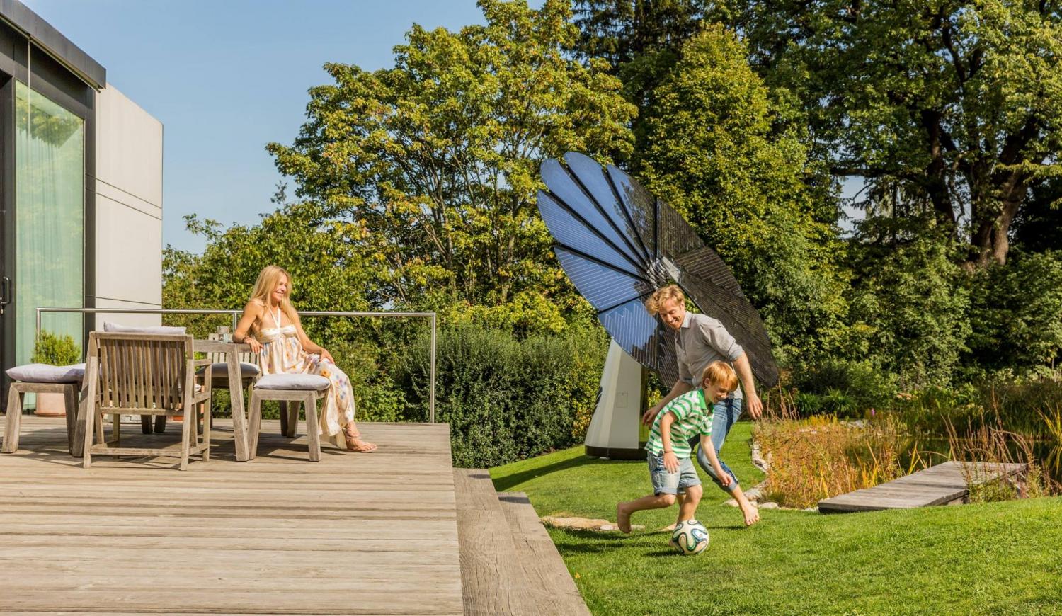 Sun-Tracking Smart Flower Shaped Solar Power Solution - Solar Tree
