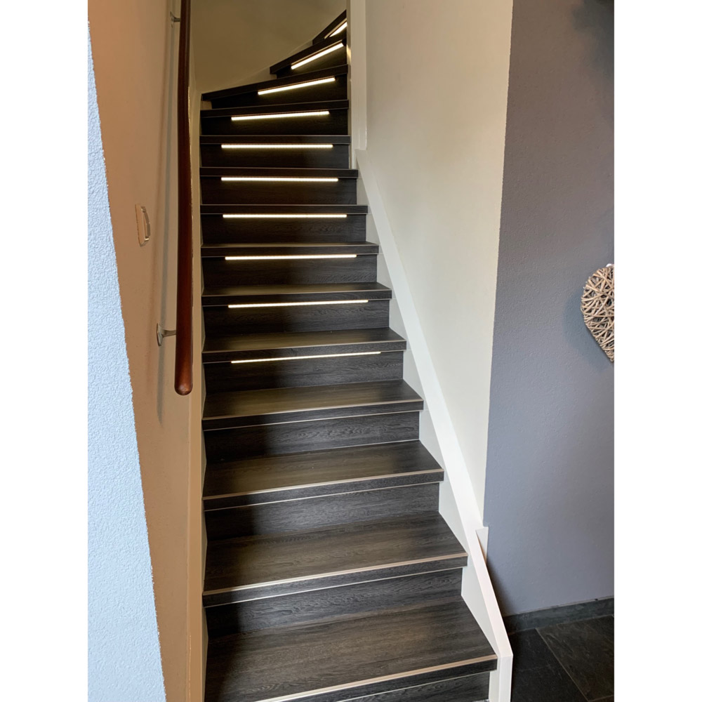 Smart Stair Lights - Intelligent stair led lights turn on when you walk