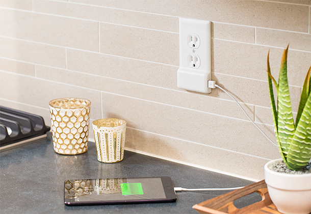 SnapPower - USB Charging Outlet Cover