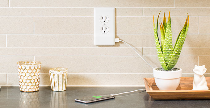 SnapPower - USB Charging Outlet Cover