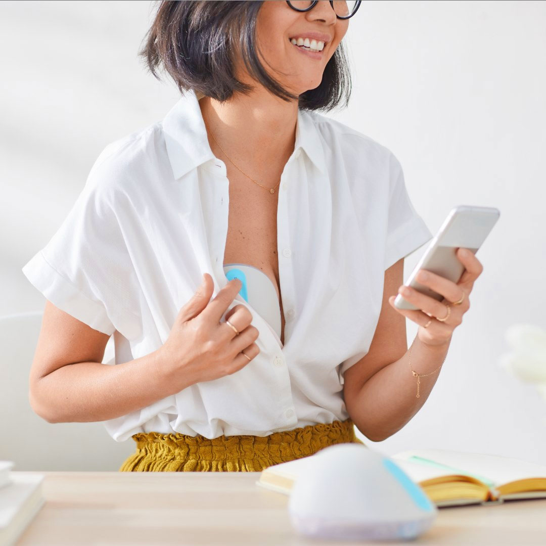 Willow cord-free self contained breast pump