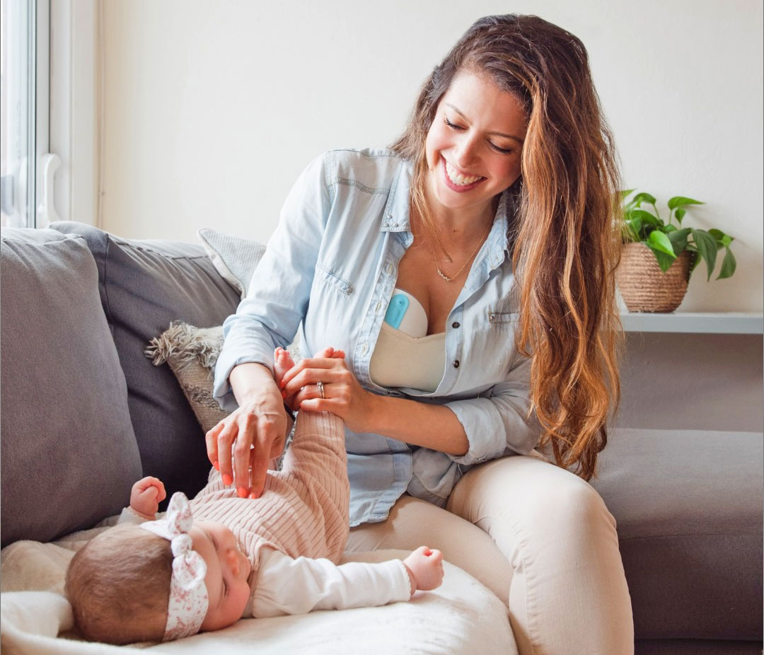 Willow cord-free self contained breast pump