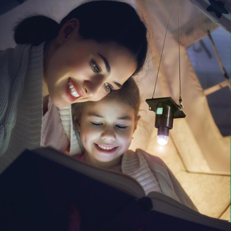 Solar LED Bottle Light Turns Any Bottle Into a Lamp
