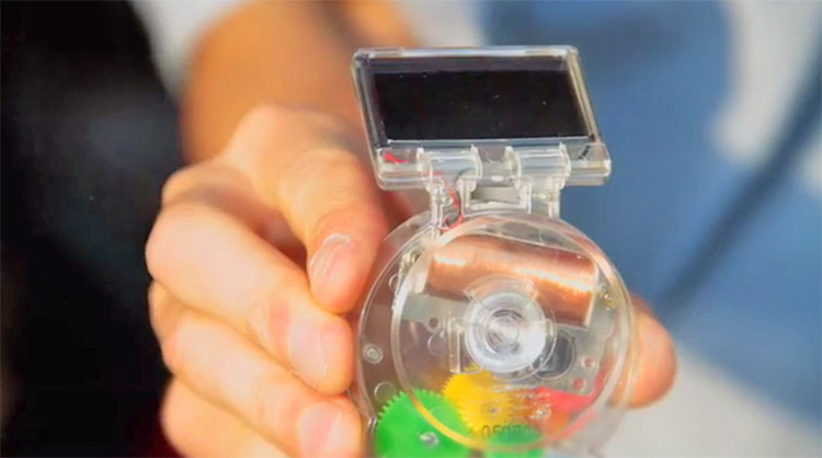 Solar-Powered Double Rainbow Maker - Spinning Swarovski crystals rainbow maker