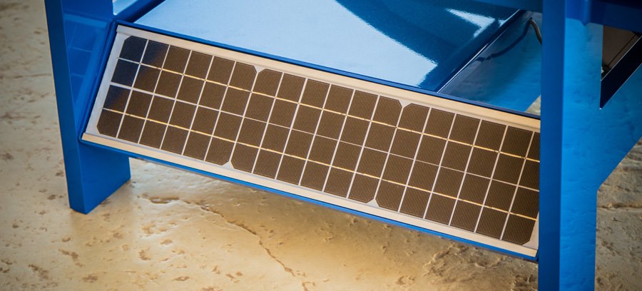 Ultimate Lounge Chair - Solar Powered Smart Lounger with built-in speakers, misters, and charger