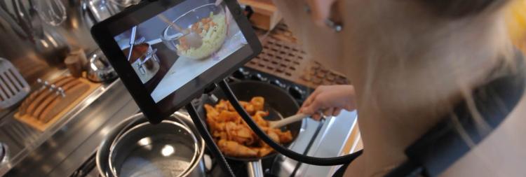 Sospendo Hands Free Phone/Tablet Holder - Holds Your Phone or tablet in front of your face