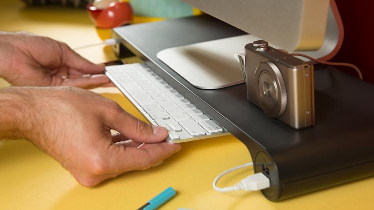Space Bar Monitor Stand USB Hub