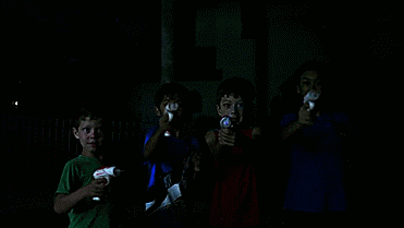 Splashlight Squirt Gun - Water Shoots Out Glowing Water - Glow in the dark water squirt gun