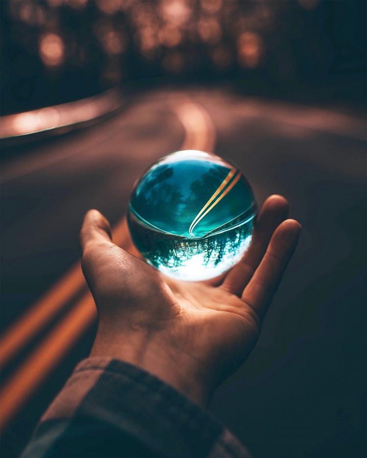 Spherical Crystal Ball Lens - Best photography accessory - Lensball