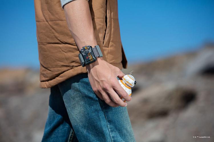 Sphero Force Wristband - Wearable wrist band that controls your sphero bb-8 droid robot using hand gestures