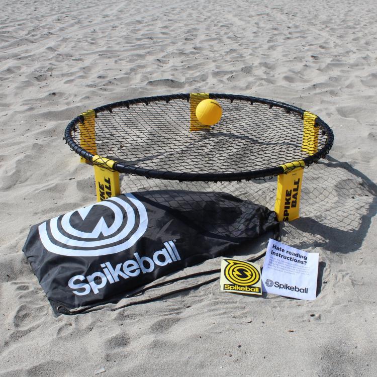 Spikeball Sport - Spike Ball yard game - mix of volleyball and foursquare