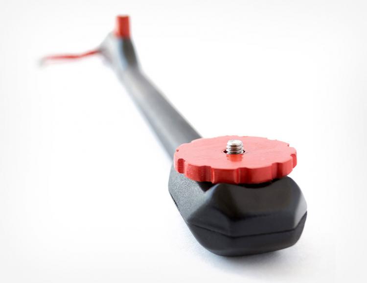 Spivo Selfie Pole That Pivots 180 Degrees With a Button