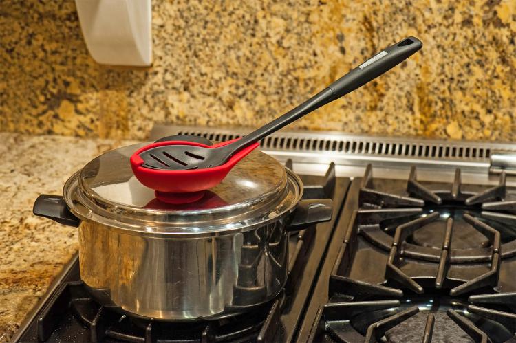 Spoon Buddy - Suction Cup Cooking Spoon Holder - Multi-function cooking spoon holder