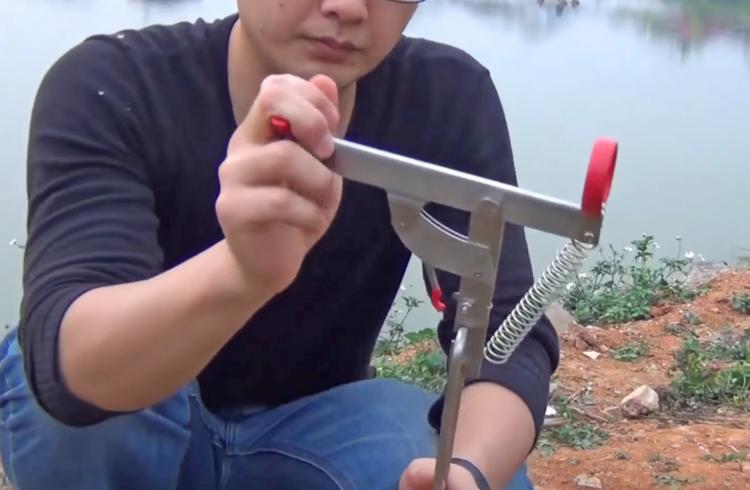 CoolNice Spring Fishing Rod Holder Automatically Pulls Back When Fish Detected - Spring Loaded Fishing Rod Holder