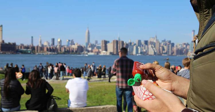 Sriracha2Go Tiny Refillable Sriracha Bottle