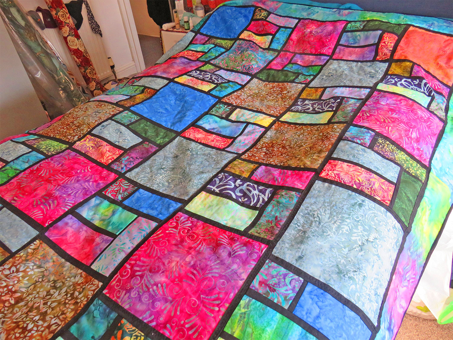 Stained Glass Quilt - Beautiful Quilts Made To Look Like Stained Glass Windows