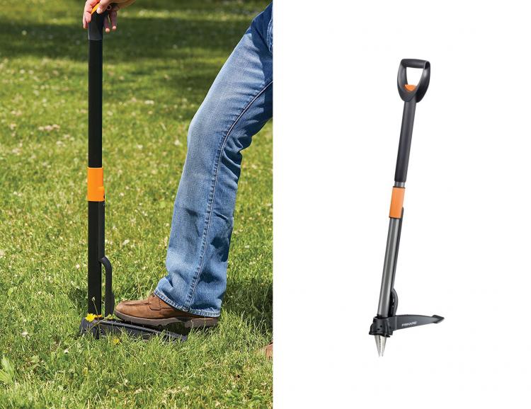 Stand-Up Weed Puller Removes Weeds Instantly From The Roots - Fiskars standing weed remover