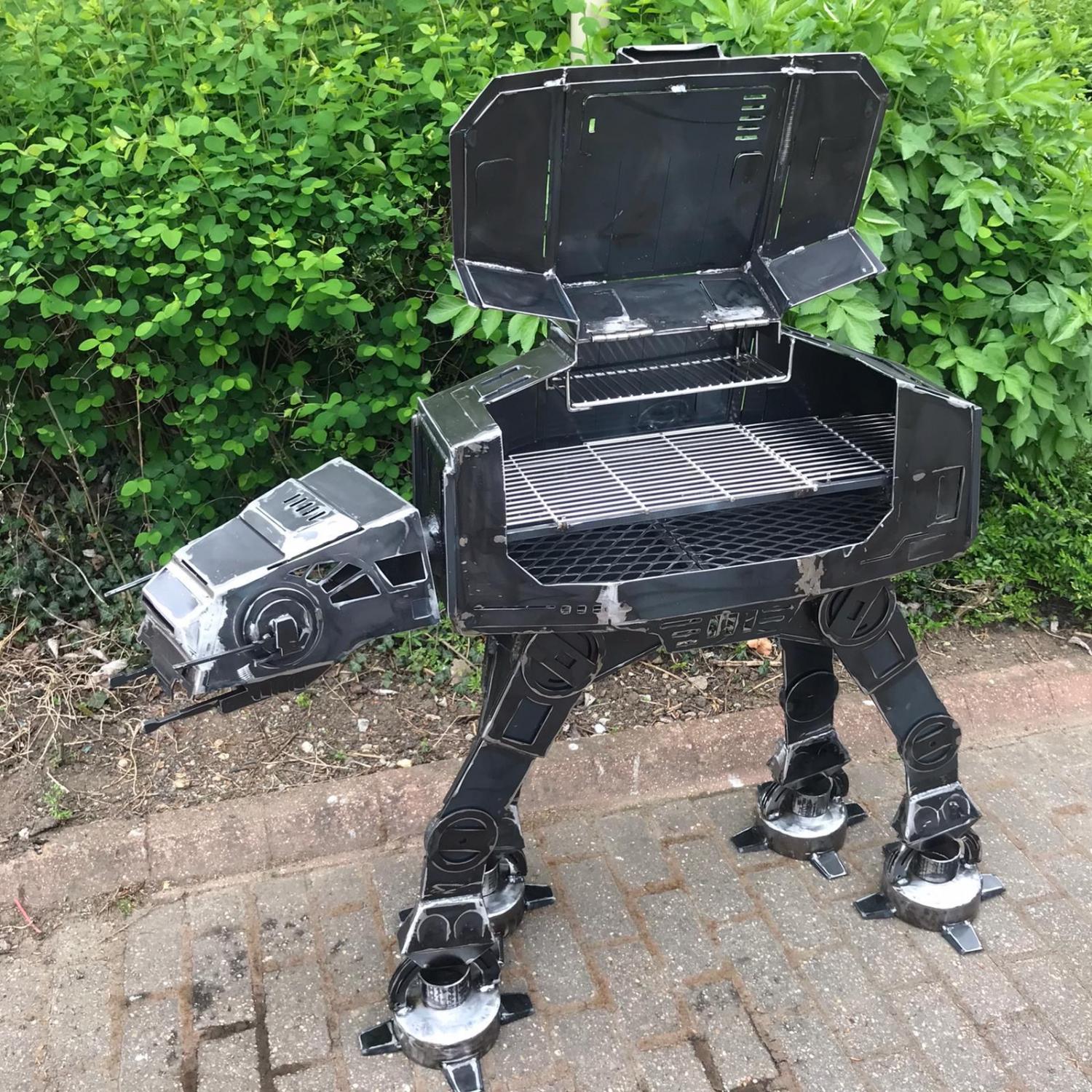 Giant At-At BBQ Grill - Star Wars Walker Metal Barbecue