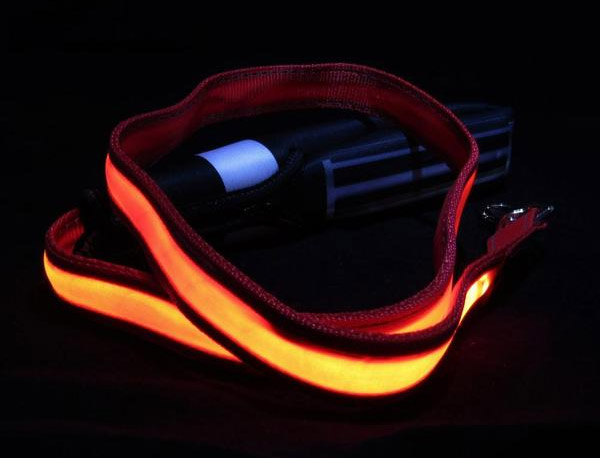 Star Wars Light-Up Lightsaber Dog Leash - Illuminated Geeky Star Wars Light Saber Dog Lead