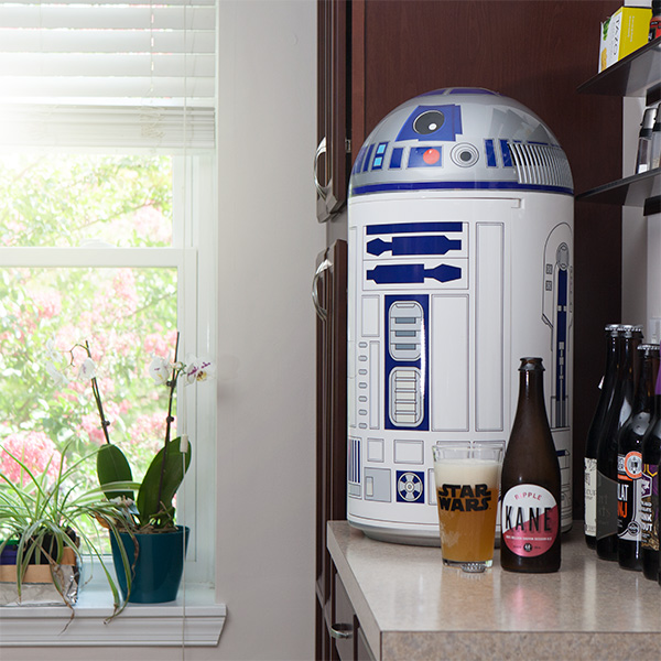 Star Wars R2-D2 Mini Fridge