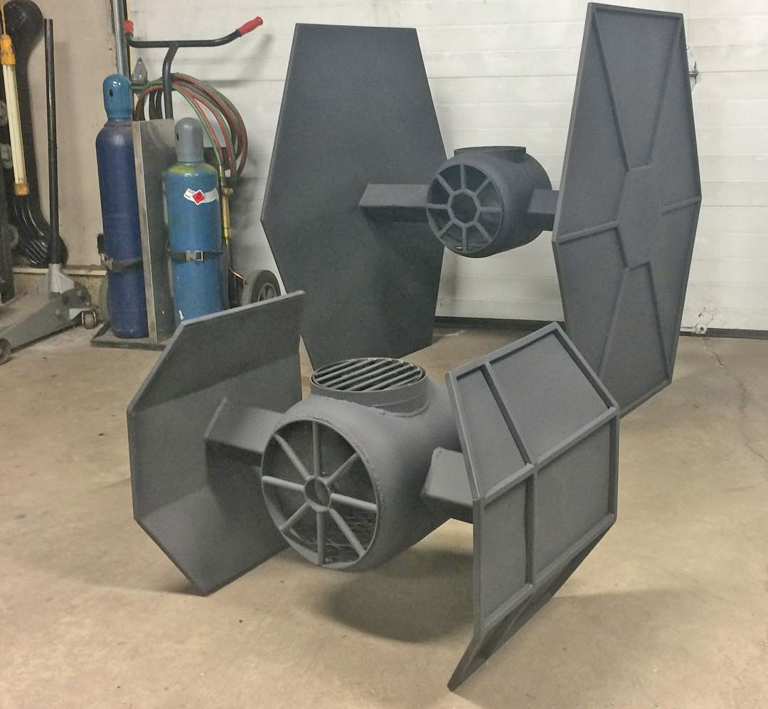 Star Wars Tie Fighter Bonfire Pit - Geeky steel metal Tie Fighter fire griller