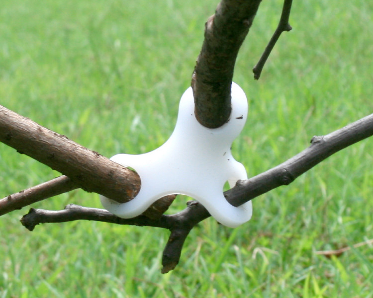 Stick-Lets Rubber Connectors To Make Forts From Sticks