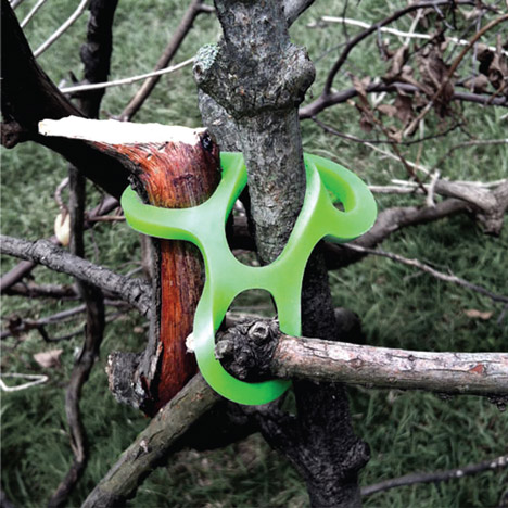 Stick-Lets Rubber Connectors To Make Forts From Sticks