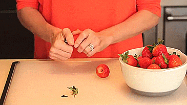Strawberry Huller - Strawberry Leaves Remover - Tomato Huller