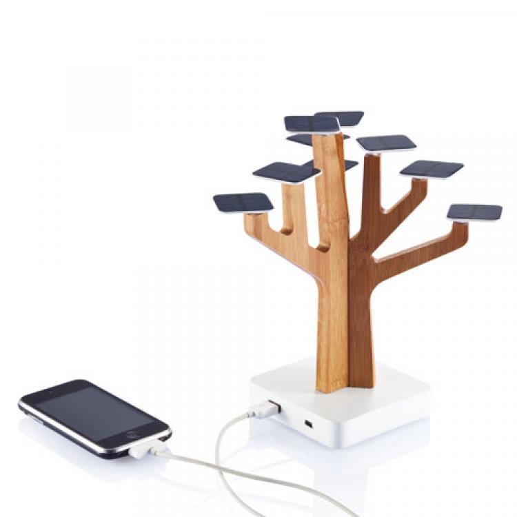 SunTree Solar Powered Phone Charger - Solar panel leaves solar sun tree