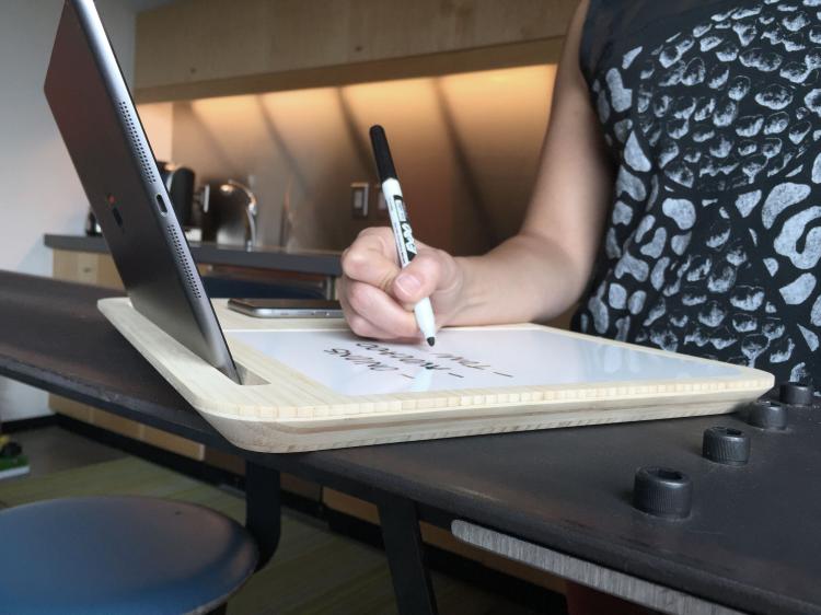 iSkelter Tablet Lap Desk