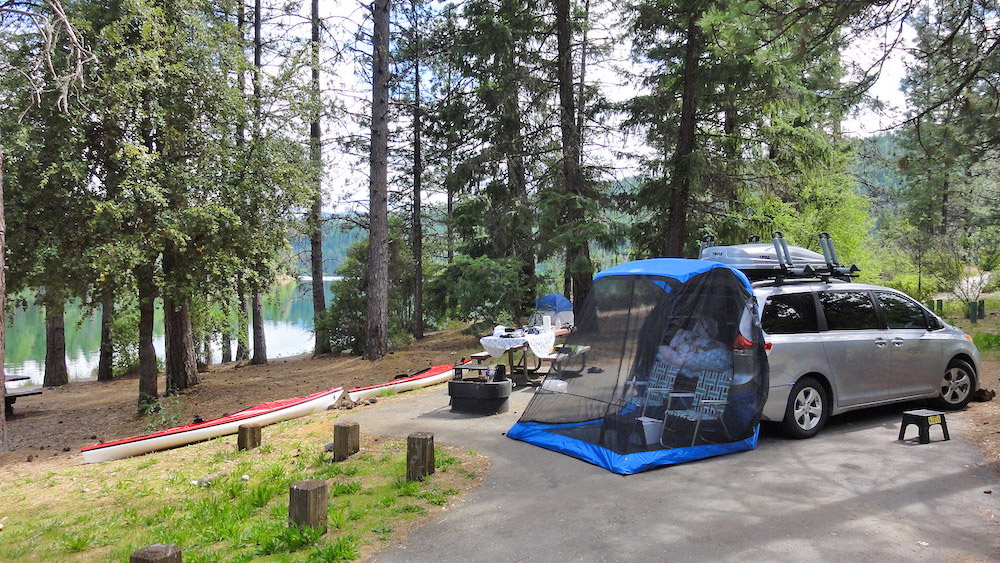 TailVeil Tent Attaches To Back of Your SUV or Minivan - SUV lift-gate camping tent
