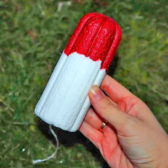 Tampon Bath Bomb
