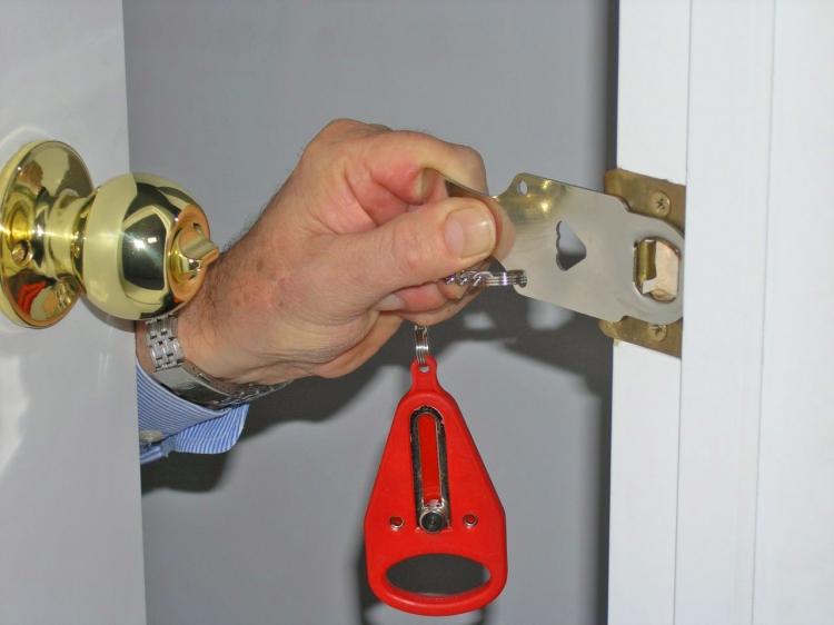 AddALock Temporary Portable Door Lock Lets You Lock Any Door