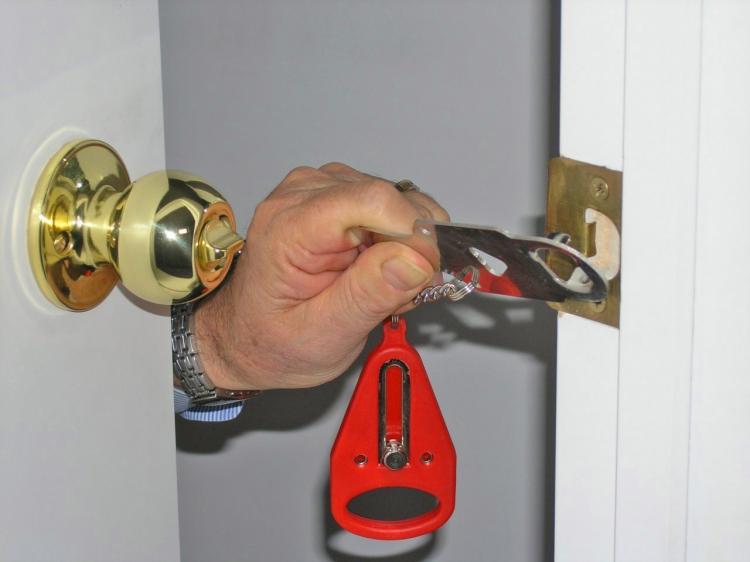AddALock Temporary Portable Door Lock Lets You Lock Any Door