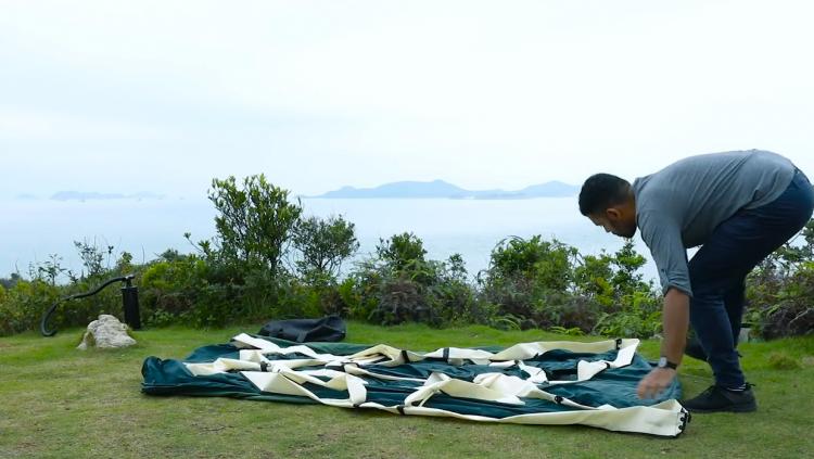 TentTube Inflatable Tent Sets Up In Seconds - Hand pump inflatable camping tent