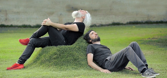 Terra! - Natural Grass Chairs Made Into Your Lawn - Grass furniture