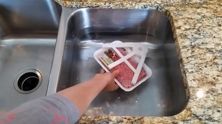 Thaw Claw Sink Suction Tool Helps Thaw Meat 7x Faster