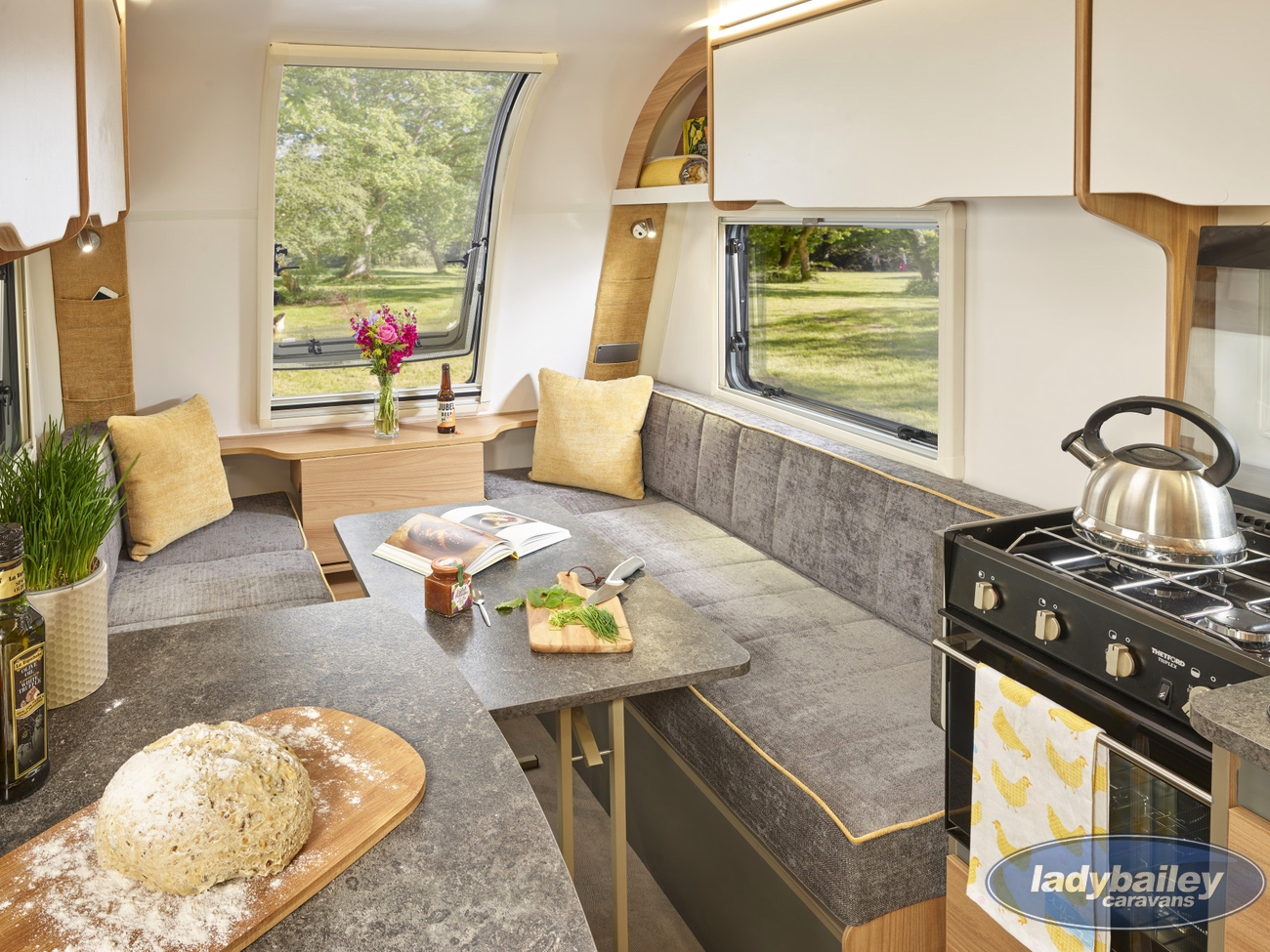 Bailey Discovery D4-2 Camper Trailer With Attached Inflatable Enclosed Awning