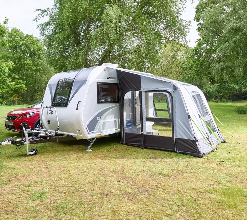Bailey Discovery D4-2 Camper Trailer With Attached Inflatable Enclosed Awning