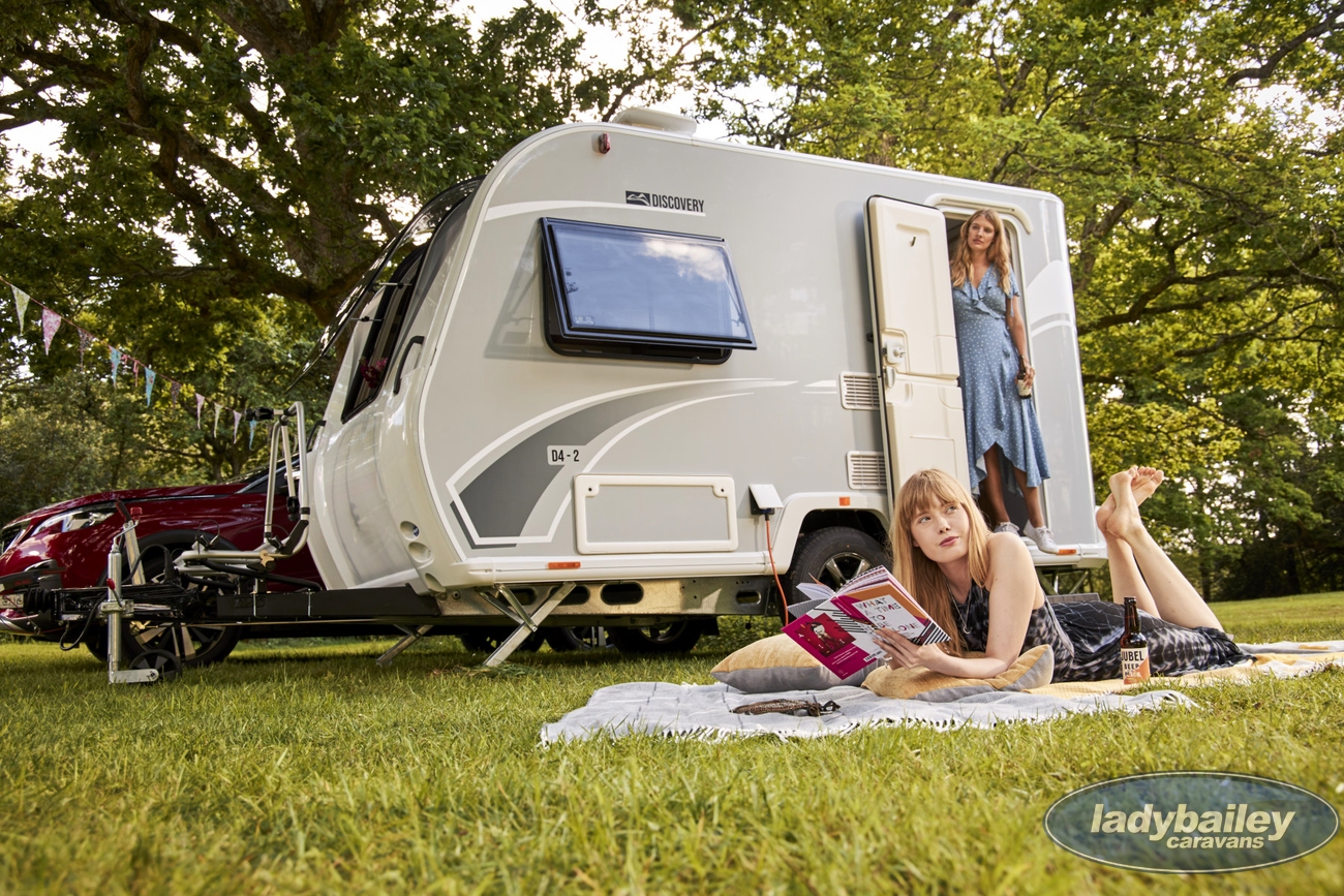 Bailey Discovery D4-2 Camper Trailer With Attached Inflatable Enclosed Awning