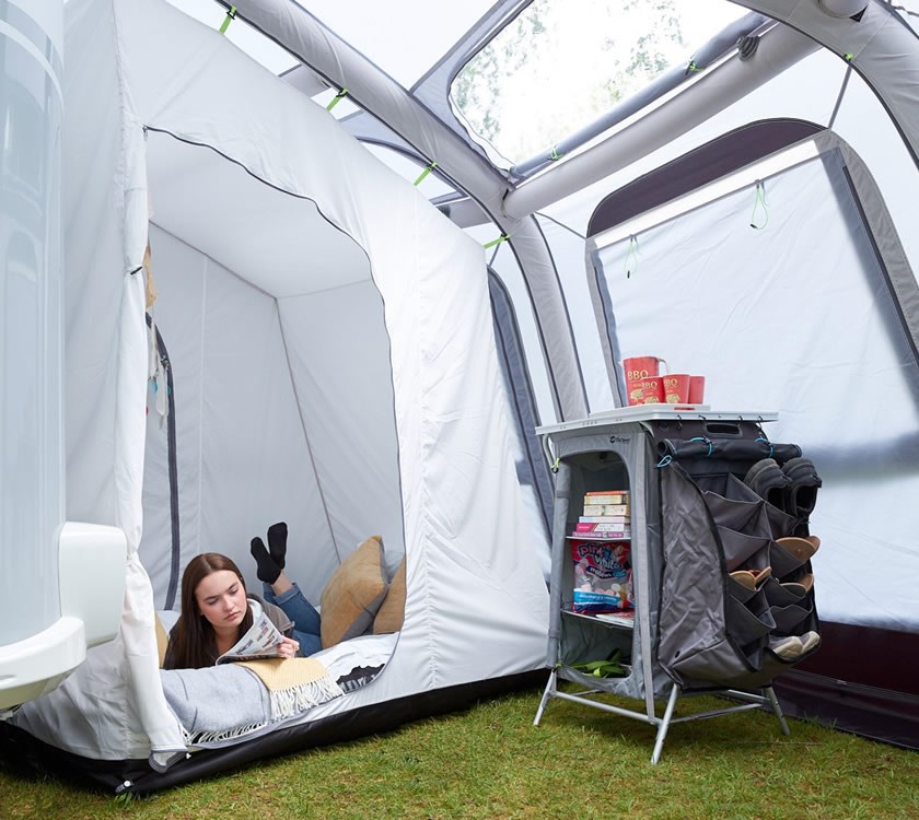 Bailey Discovery D4-2 Camper Trailer With Attached Inflatable Enclosed Awning