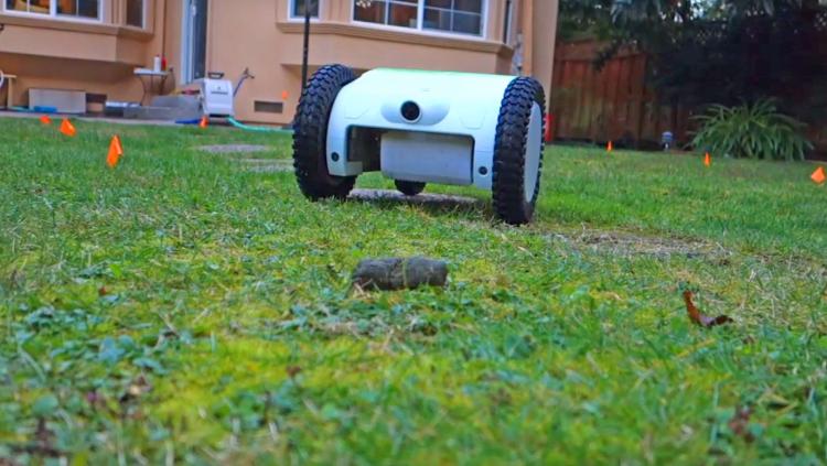 Beetl Autonomous Robot That Finds And Picks Up Dog Poop - Automatic dog poop cleaning robot